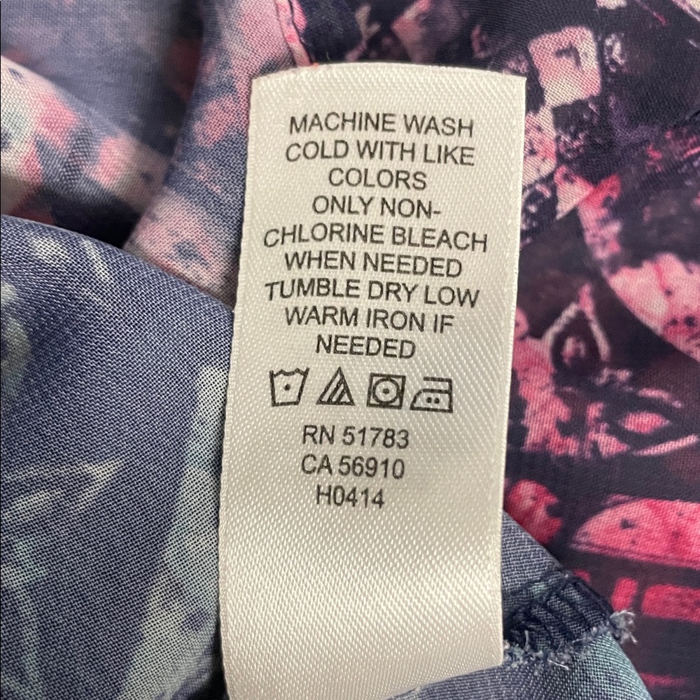 Maurices Shirt Women's Size XL Navy Blue Multicolor Sheer Waist Tie Cap Sleeve - Picture 8 of 8